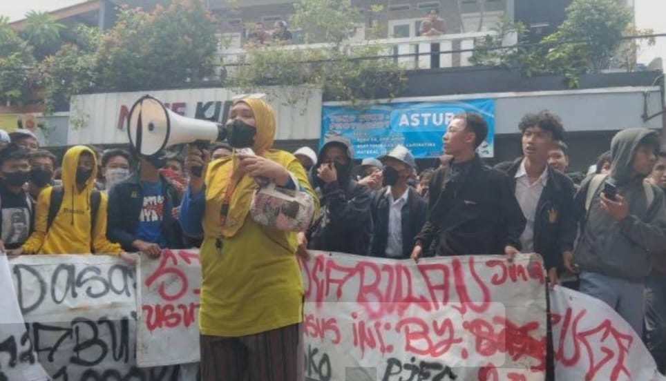 Geger Guru SMP Negeri 13 Bekasi Diduga Lecehkan Siswi, Alumni Tuntut Pemecatan