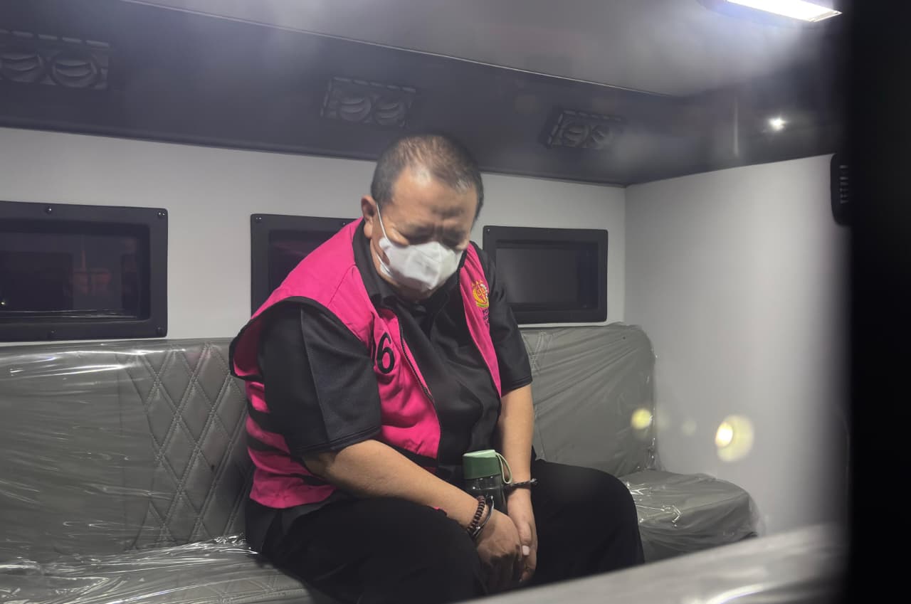 Jadi Tersangka Korupsi Dana PI PT LEB, Arinal Djunadi Langsung Ditahan