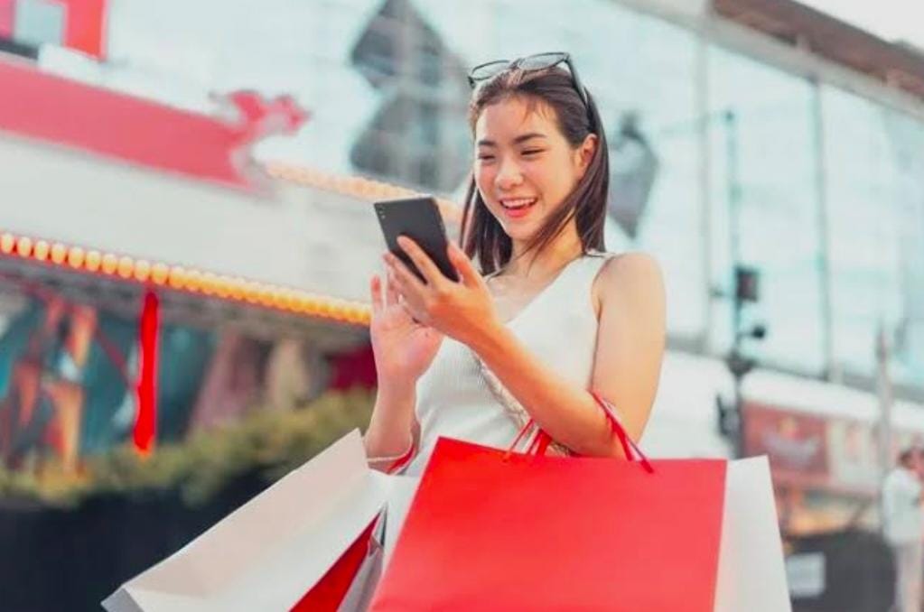 Doom Spending: Ancaman Finansial Bagi Generasi Z di Era Digital