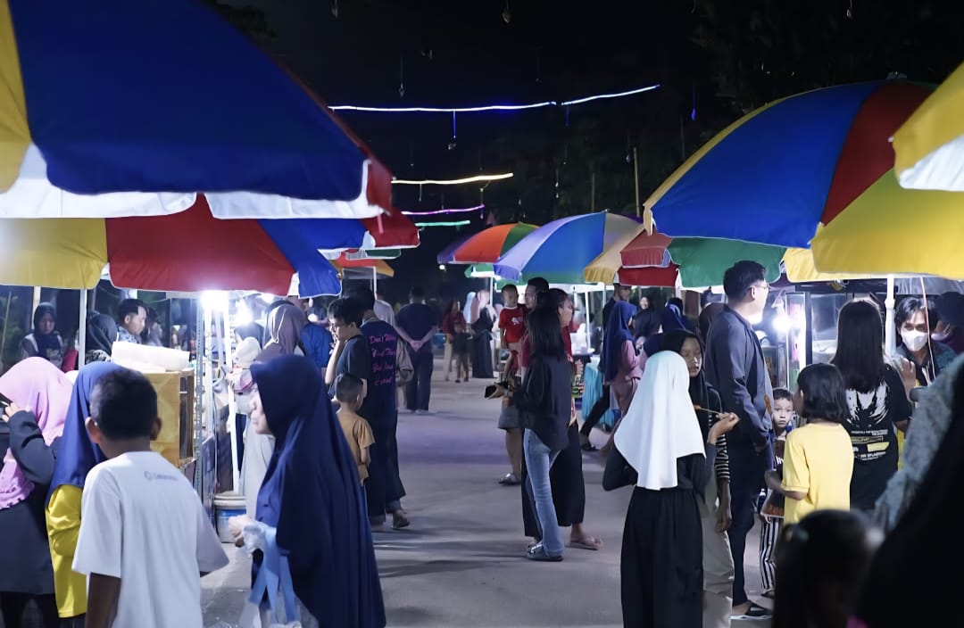 Malam Minggu Ceria di Sentra Jajanan Pa'de Manis: Surga Jajanan UMKM Kota Metro