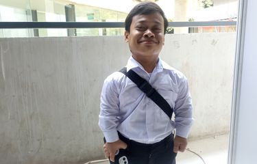 Viral di Job Fair, Zidan Kini Bekerja di TransJakarta Sebagai Desainer Grafis