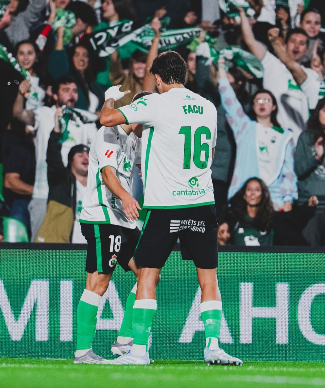 Racing Santander Amankan Kemenangan Tipis 1-0 atas Real Sociedad B di El Sardinero