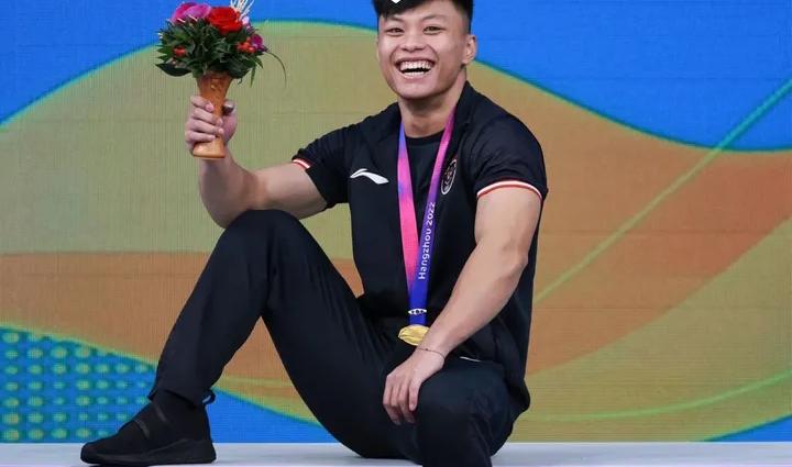 Rahmat Erwin Abdullah, Lifter Indonesia, Cetak Dua Rekor Dunia dan Masuk Guiness World Records