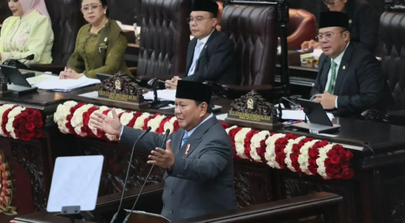 Presiden Prabowo Umumkan Pembubaran 290 BUMN, Target Tersisa 300 Perusahaan pada 2026