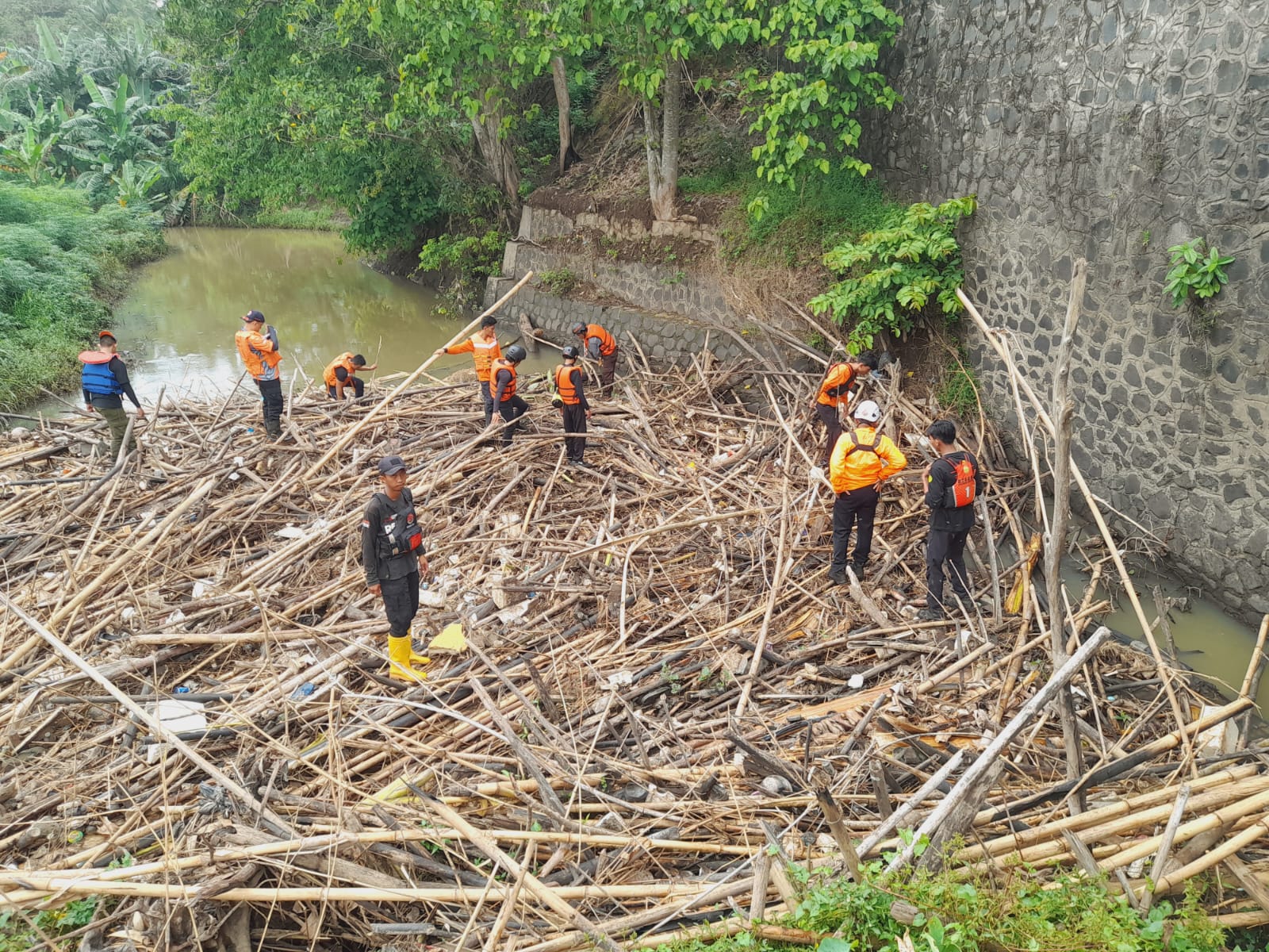 Tujuh Hari Pencarian Balita Hanyut di Rajabasa Nihil, Operasi SAR Gabungan Dihentikan