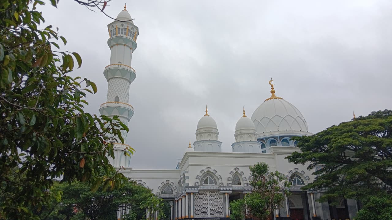 Masjid Safinatul Ulum, Bahtera Ilmu yang Tumbuh di Jantung UIN Raden Intan Lampung