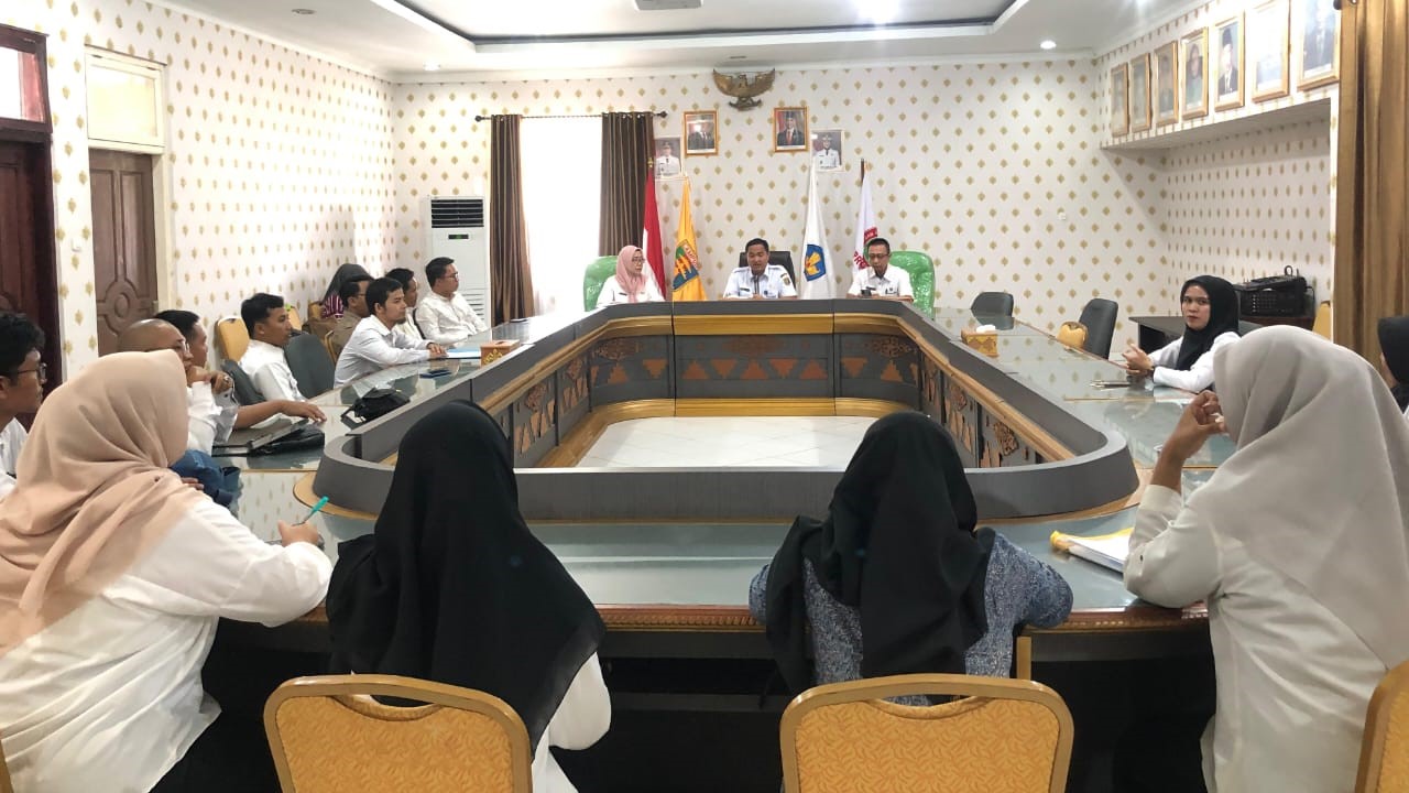 Mereka Mengajar Tapi Tak Dianggap, Kadisdikbud Tegaskan Larangan Pemecatan Sepihak Terhadap Guru Honorer