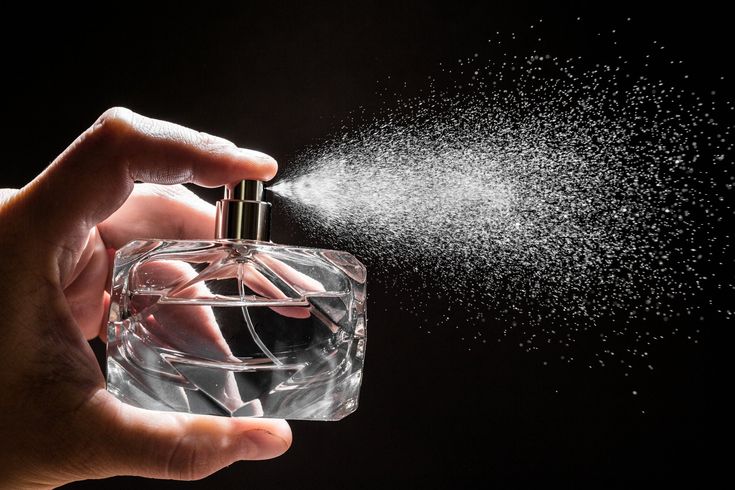 Lima Rekomendasi Merek Parfum Lokal Indonesia yang Fenomenal