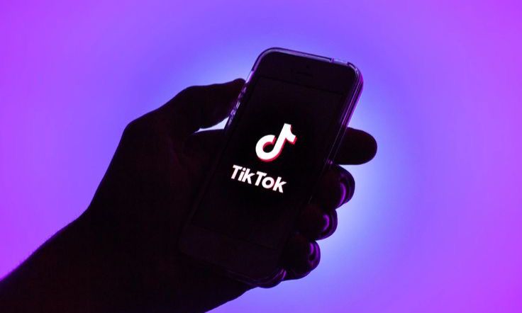 Kecanduan TikTok: Mengapa Remaja Sulit Berhenti Scroll dan Merasa Gelisah?