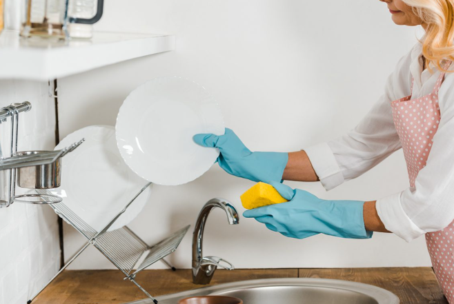 Gaji Pencuci Piring di Swiss Tembus Rp 75 Juta per Bulan, Tertinggi di Dunia