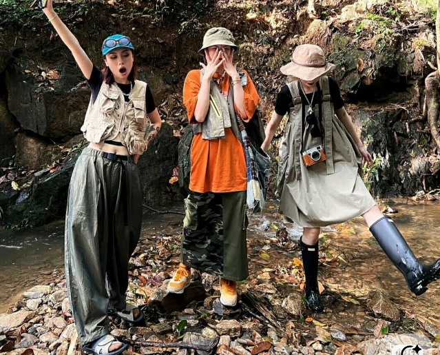 Liburan ke Pegunungan? Ini Style Anti Masuk Angin yang Tetap Chic