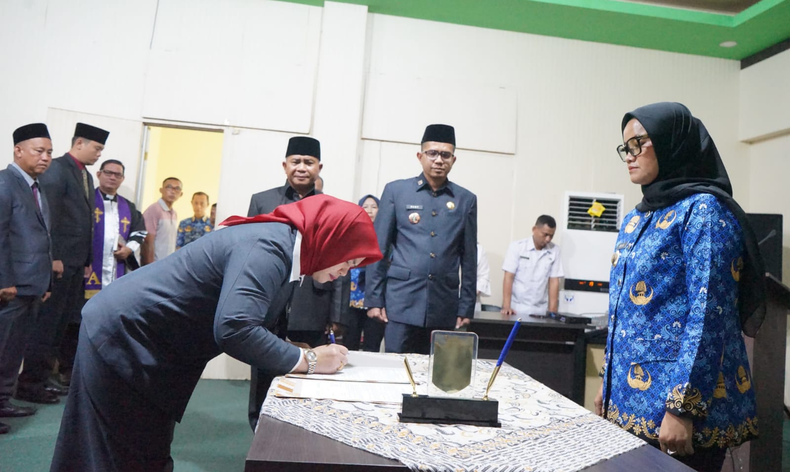 Badai Mutasi Jilid II, Kursi empuk Direktur RS Sukadana Tergeser, Penyuluh Kesehatan Dilantik Jadi Camat