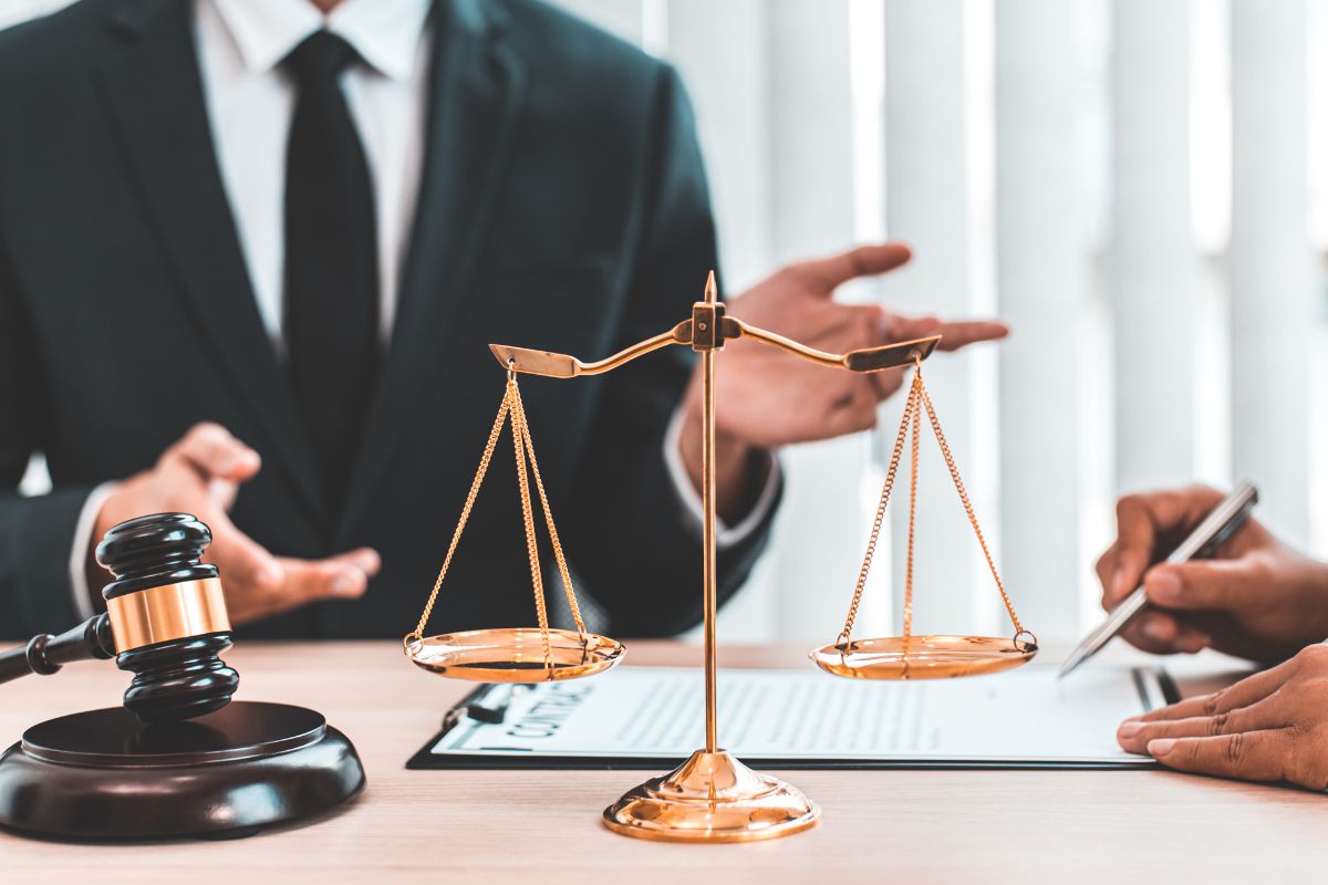 Paham Hukum, Tapi Tetap Melanggar : Ketika Ilmu Tidak Diiringi Etika