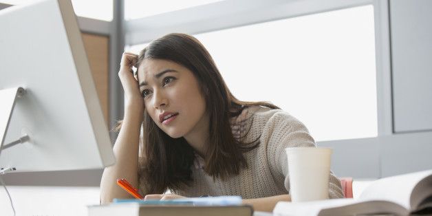 Quarter Life Crisis: Fase Pencarian Jati Diri di Usia 20-an