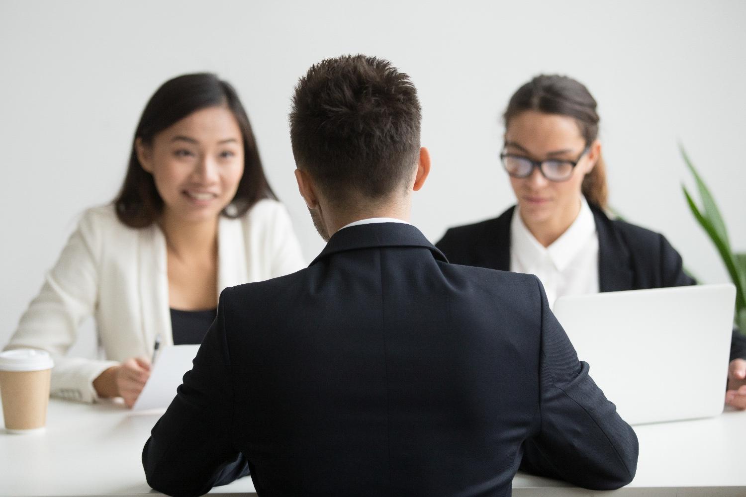 Fresh Graduate Sulit Dapat Kerja? Ini Kesalahan yang Sering Dilakukan Pelamar
