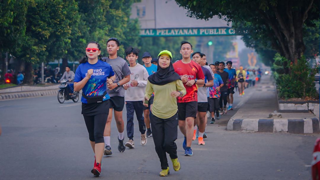 Like, Share, Run : Media Sosial dan FOMO di Komunitas Pelari 