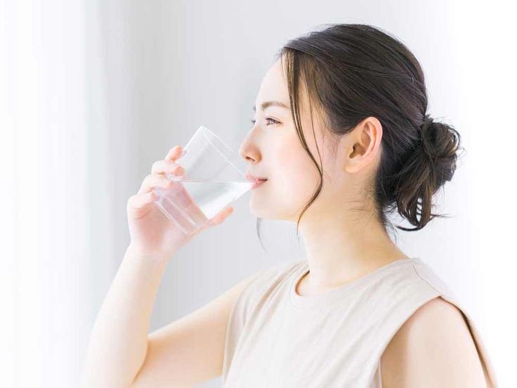 Manfaat Mengejutkan Minum Air 2 Liter Setiap Hari Yang Harus Kamu Tahu!