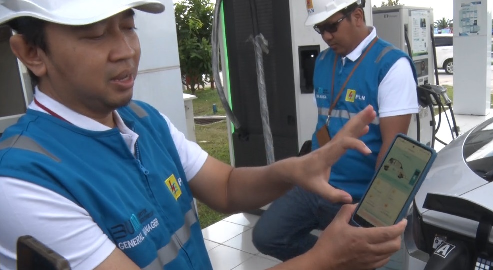 Pemudik Tol Sumatra Lega, PLN Lampung Siapkan 29 Unit Stasiun Pengisian Batrai Mobil Listik