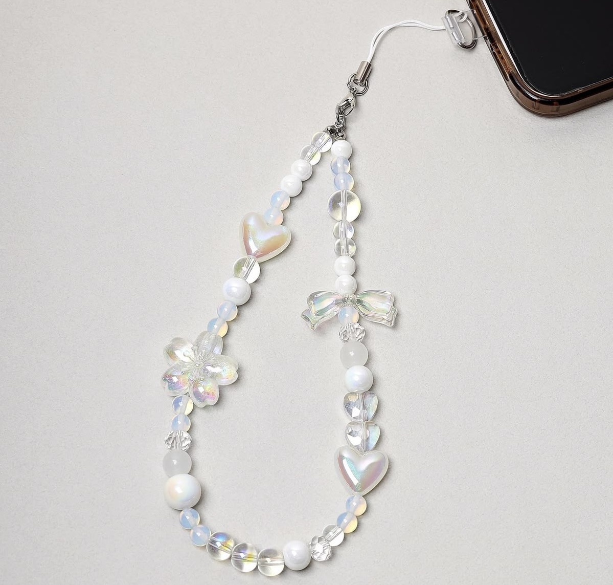 Phone Charm Kembali Tren, Ponsel Makin Personal dan Stylish