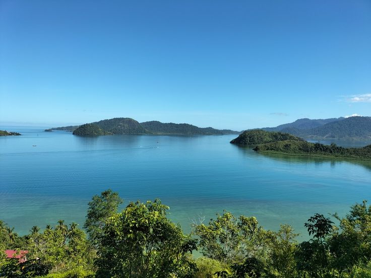 Menjelajah Mandeh: 'Raja Ampat' Sumatera Barat yang Menghipnotis Dunia