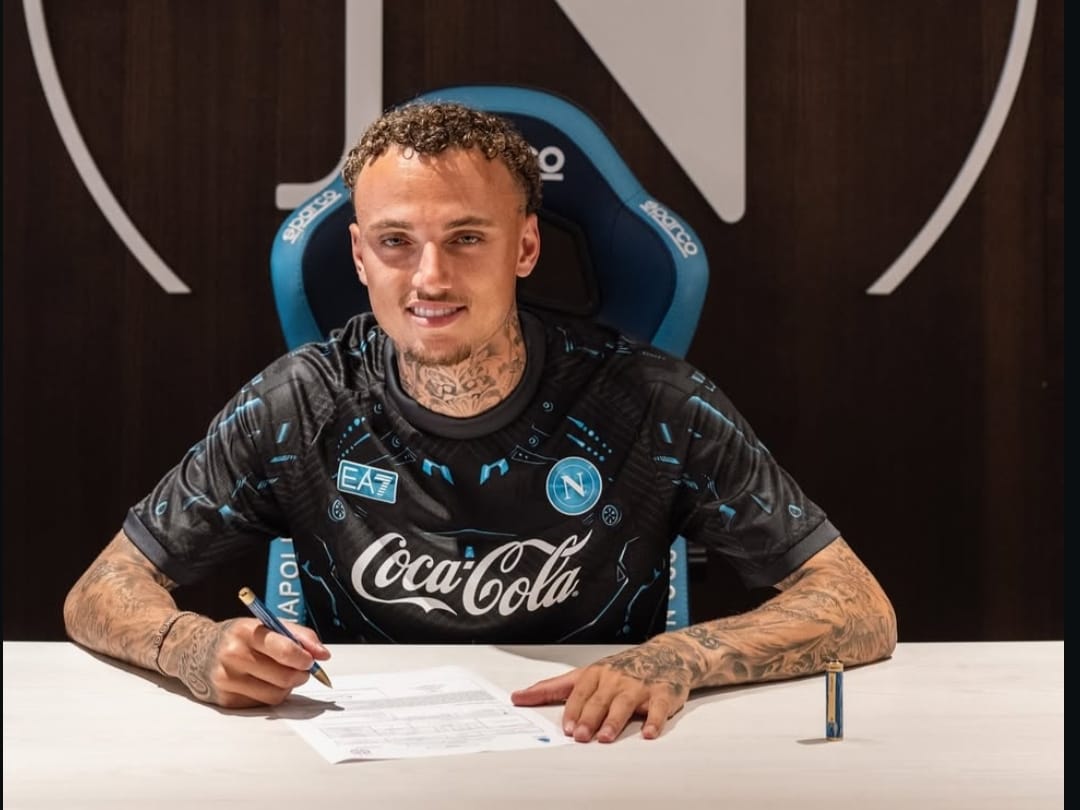 Napoli Resmi Perkenalkan Noa Lang Lewat Instagram Klub