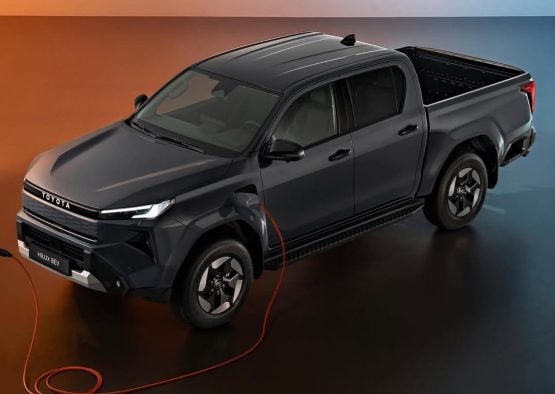 Toyota Hilux EV Resmi Diluncurkan: Pick Up Listrik Global dari Toyota Masuki Era Baru