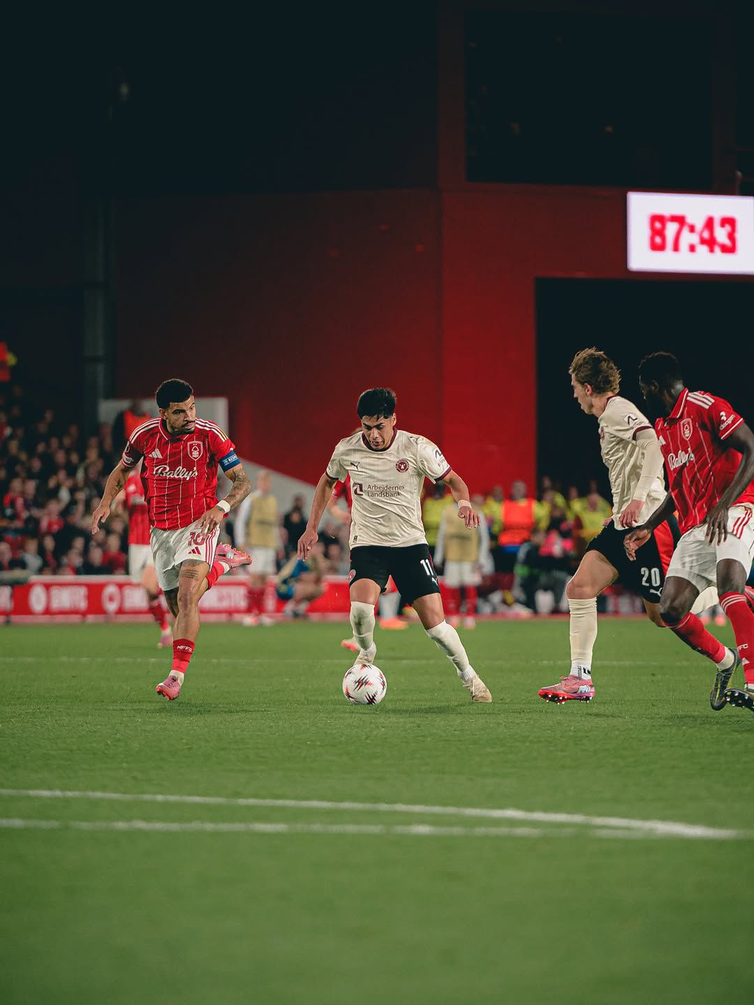 Nottingham Forest Tumbang 2-3 dari Midtjylland di Liga Europa