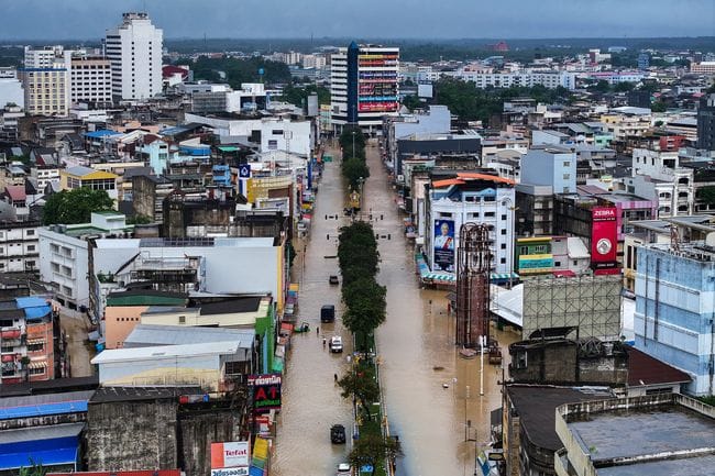 Korban Tewas Banjir Thailand Bertambah Jadi 33 Orang, Ribuan Warga Masih Terisolasi
