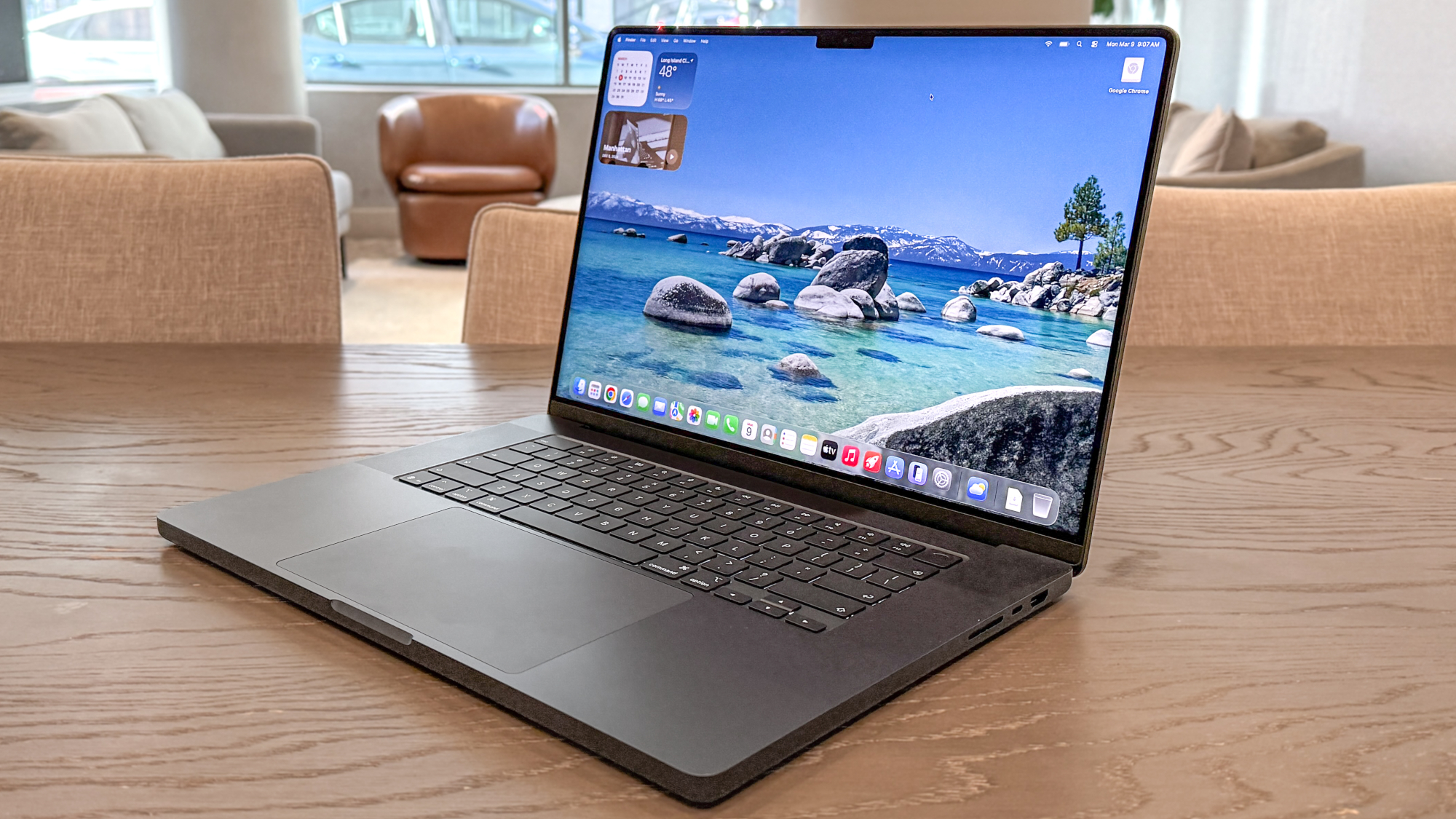  MacBook Pertama dengan Layar Sentuh Dikabarkan Rilis 27 Oktober 2026