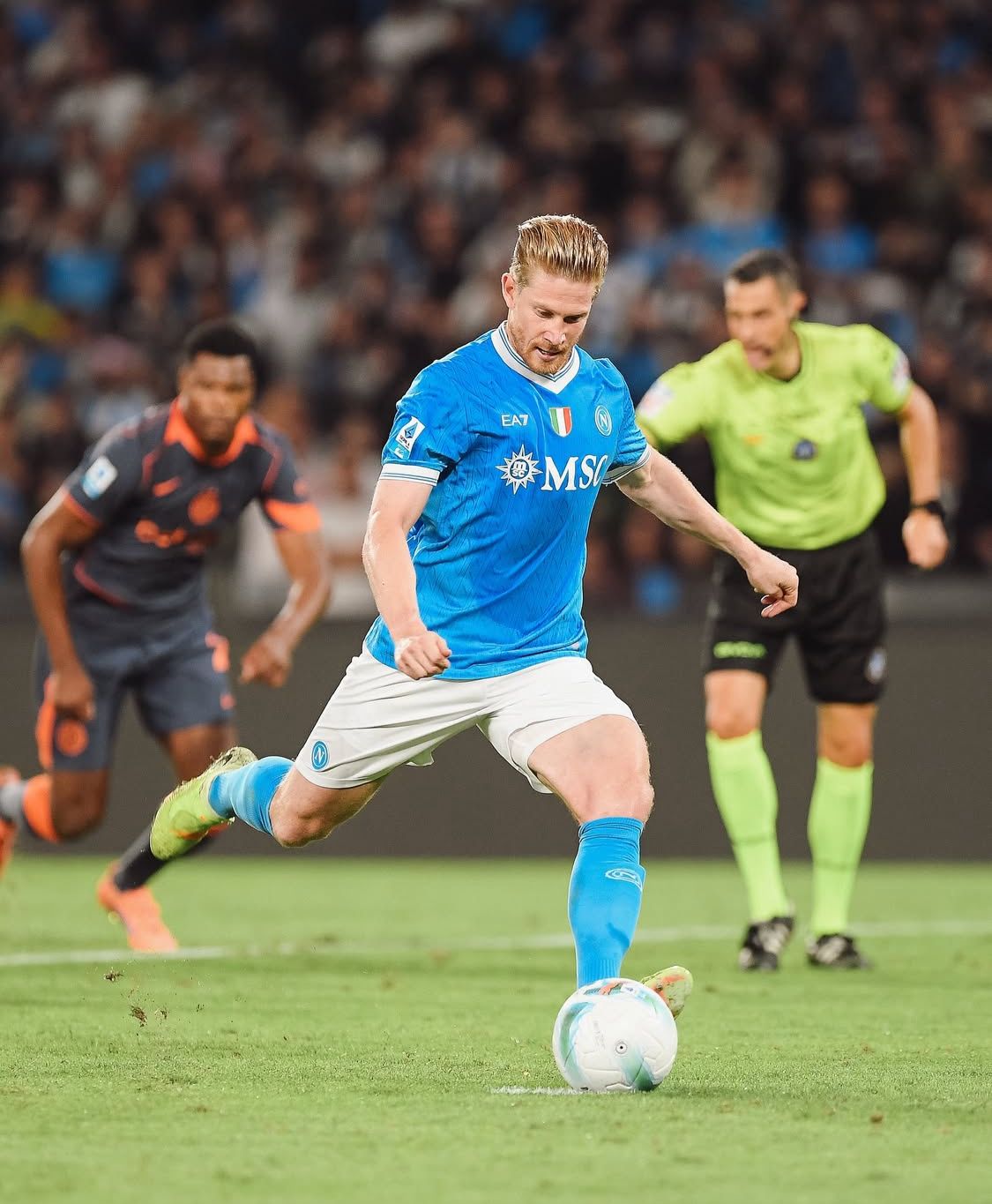 Napoli Tak Terbendung, Bekuk Inter 3-1: De Bruyne Cetak Gol dan Cedera, McTominay & Anguissa Lengkapi Pesta
