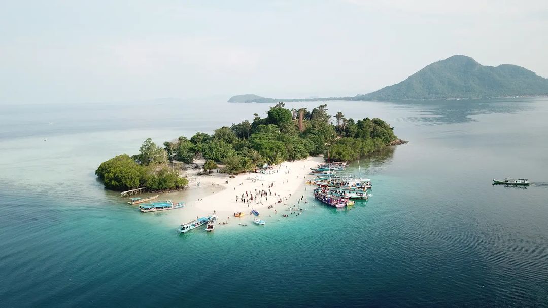 Pulau Pahawang Surga Wisata di Teluk Lampung 