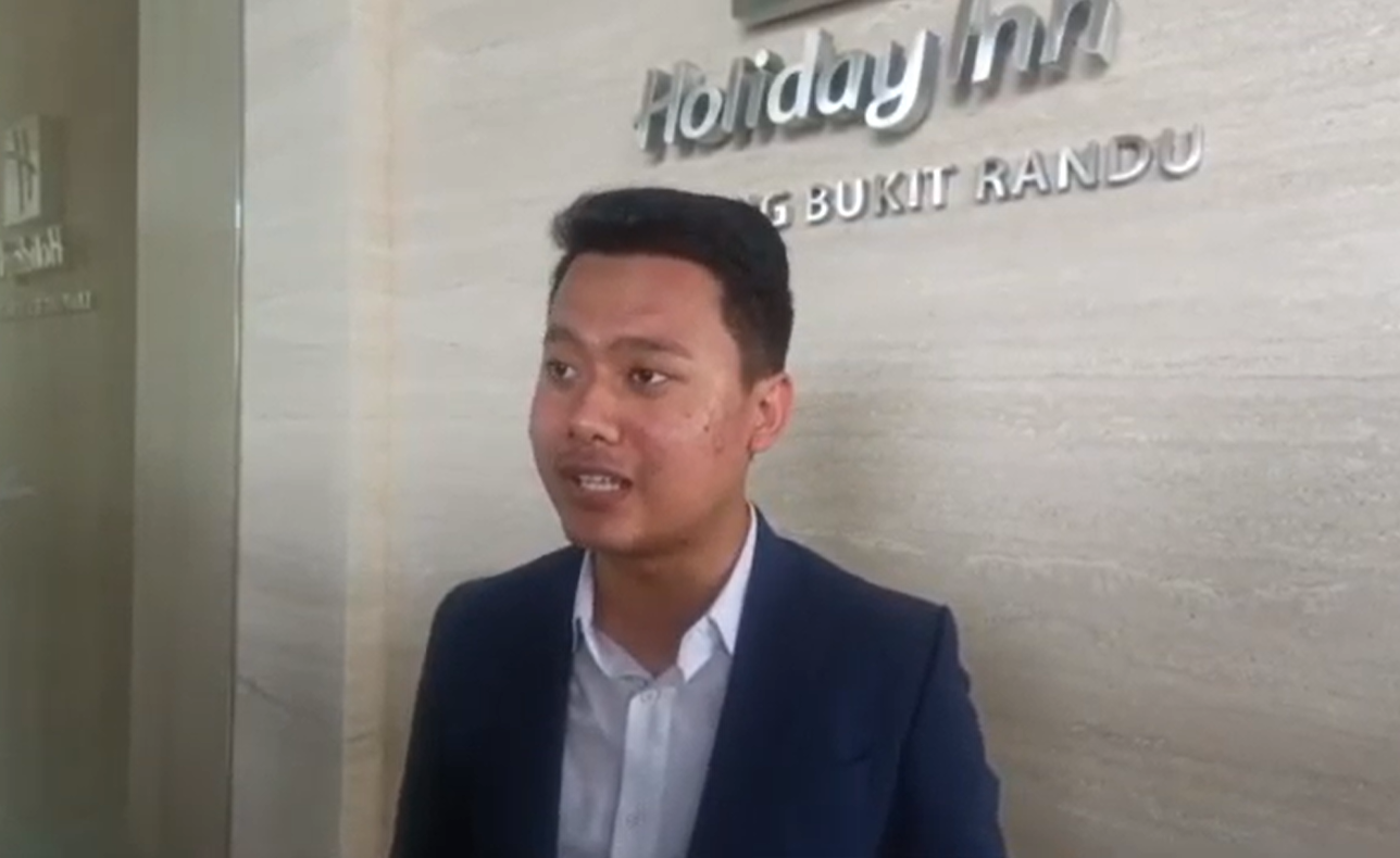 Korban Pohon Raksasa Tumbang Berhasil Dievakuasi, Manajemen Holiday Inn Tanggung Kerugian Penuh