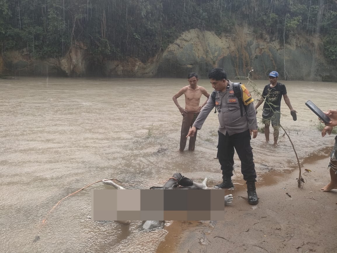 Tiga Hari Tak Pulang, Endrawan Ditemukan Meninggal Dunia Terseret Arus Way Tahmi