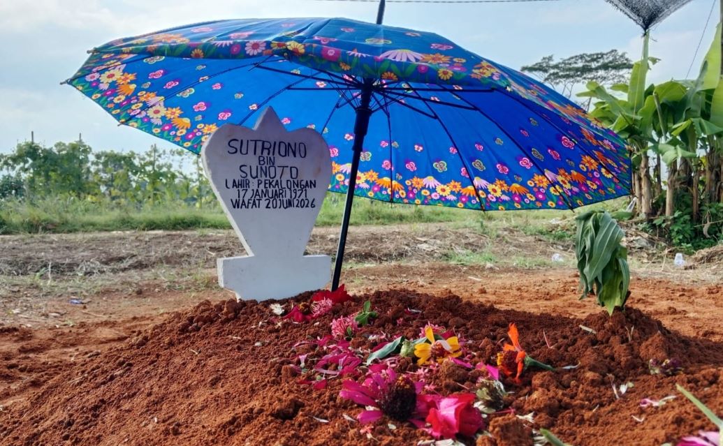 Jatuh dari Atap Gedung KDMP, Warga Pekalongan Lamtim Meninggal Dunia