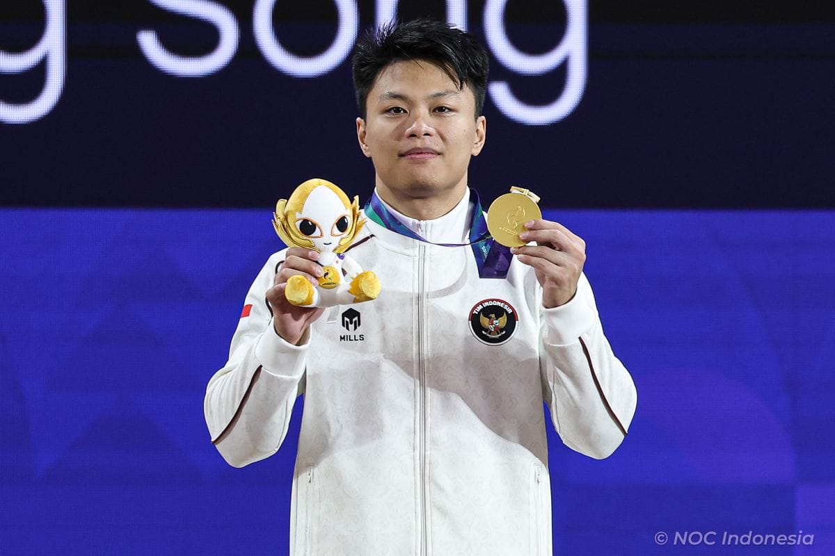 Rahmat Erwin Abdullah Raih Emas Asian Games 2026 dan Pecahkan Dua Rekor Dunia