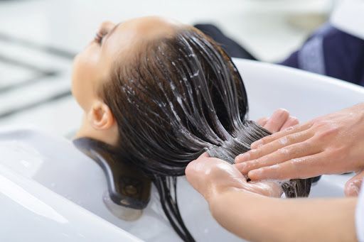 Tips Sederhana agar Rambut Tidak Mudah Rontok