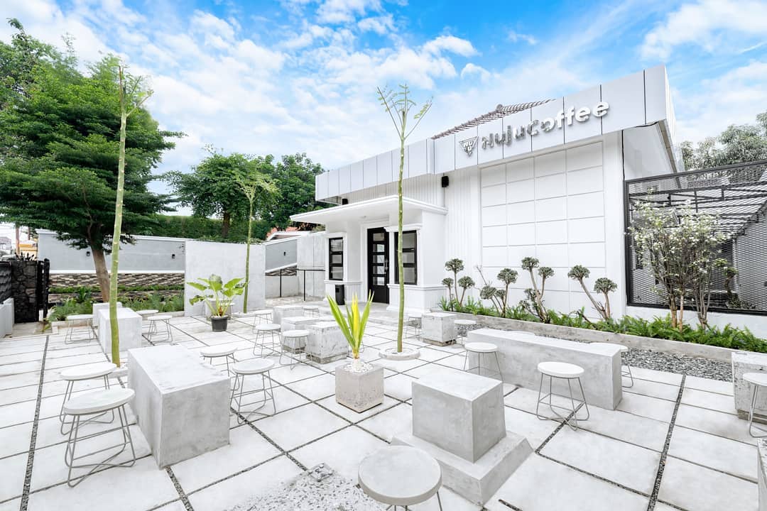 Rekomendasi Kafe di Bandar Lampung yang Nyaman untuk WFC