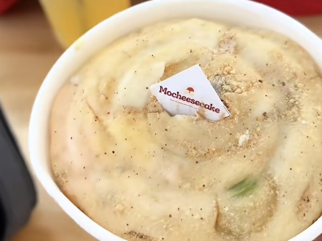 Pilih Topping Favoritmu! Intip Keseruan Jajan Mochi Prasmanan di Mocheesecake Lampung