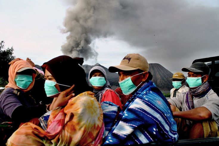 Waspada Abu Vulkanik: Kenali Bahayanya bagi Kesehatan dan Cara Melindungi Diri