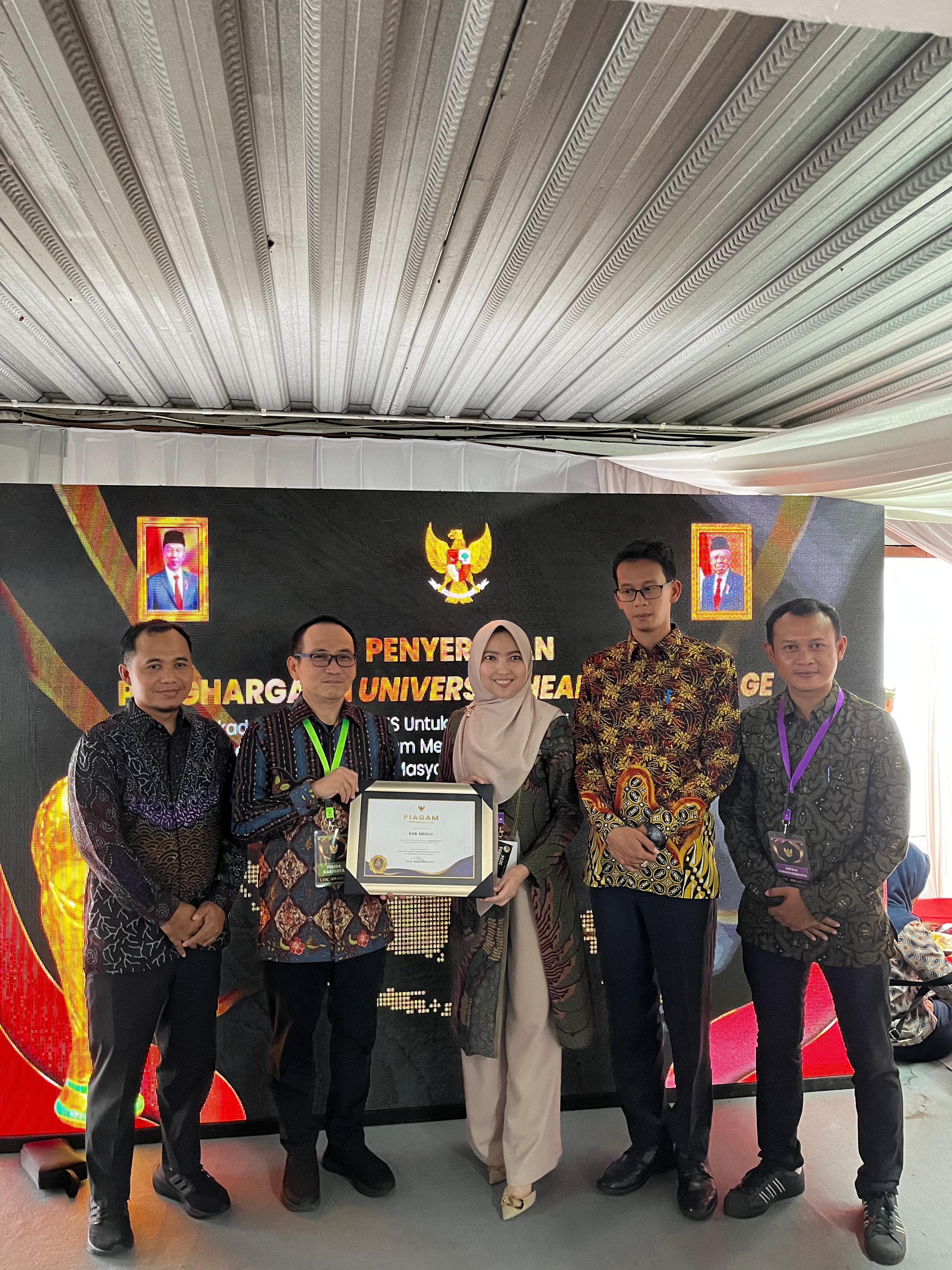 Pemerintah Kabupaten Mesuji berhasil meraih Penghargaan Universal Health Coverage (UHC) Awards 2024