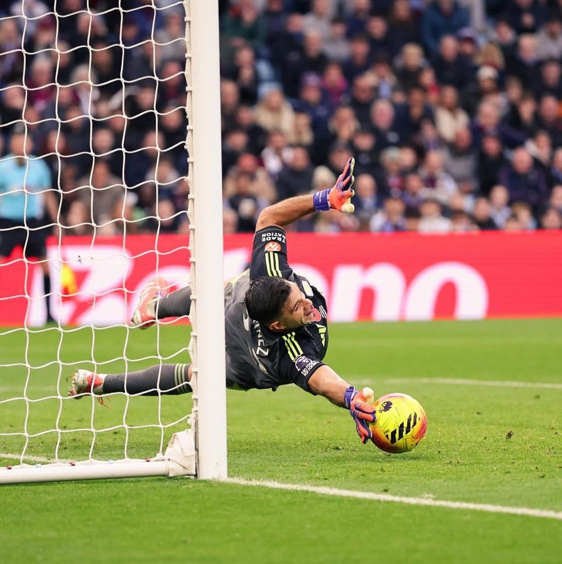 Aston Villa Mengamuk di Villa Park! Buendía Bersinar, Bournemouth Dipermalukan 4-0 Meski Dapat Penalti