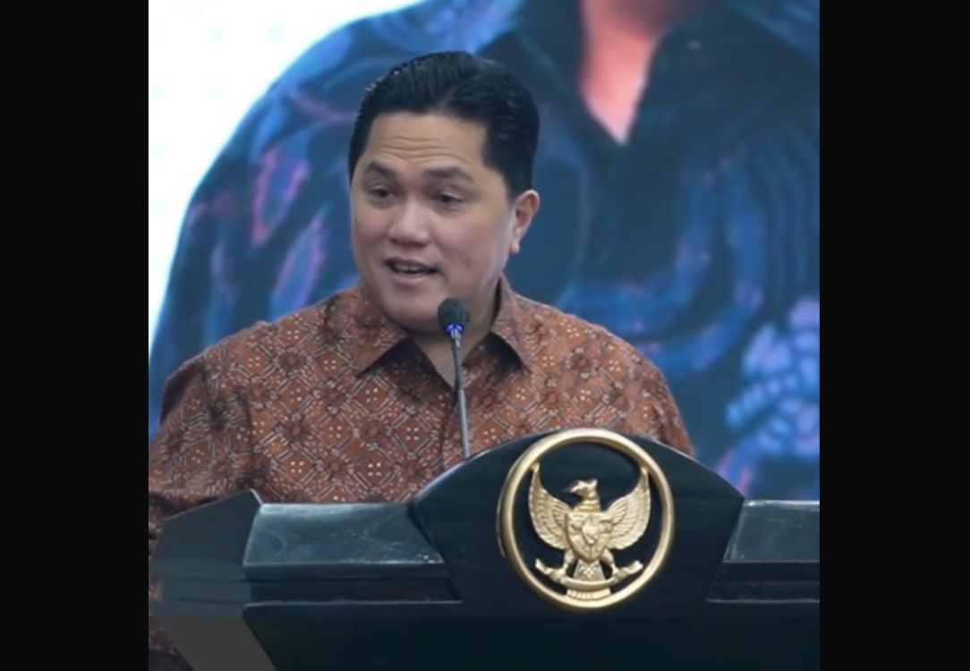 Erick Thohir Buka Suara Soal Rumor Van Bronckhorst Masuk Kandidat Pelatih Baru Timnas Indonesia