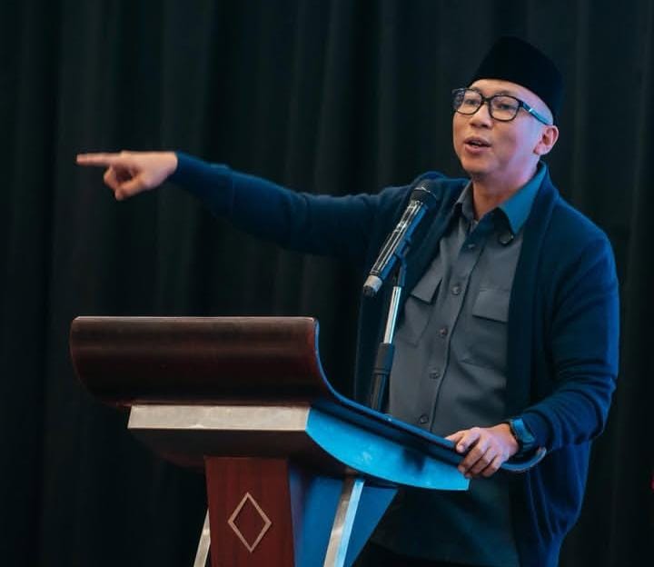 Gubernur Lampung Gerak Cepat Atasi Dugaan Illegal Logging di Pesbar, Pemerintah Siagakan Penanganan Menyeluruh