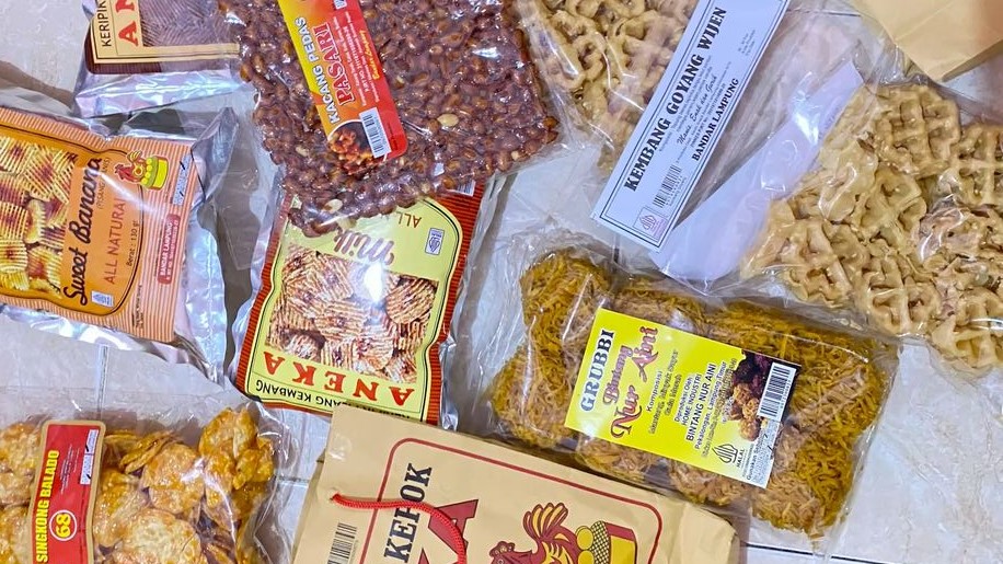 Gak Cuma Keripik Cokelat! Ini 5 Oleh-Oleh Kekinian Khas Lampung yang Paling Diburu di 2026