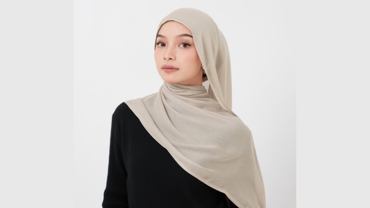 Rekomendasi Pashmina Viscose dari Brand Lokal yang Lagi Hits di 2025.