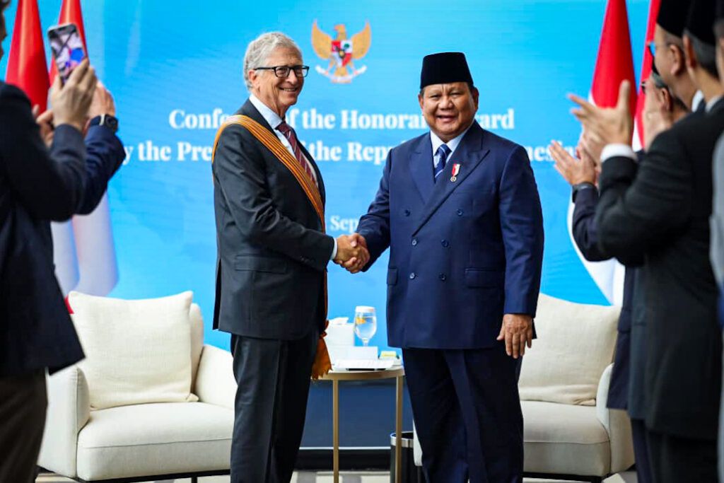 Presiden Prabowo Anugerahkan Bintang Jasa Utama kepada Bill Gates di New York