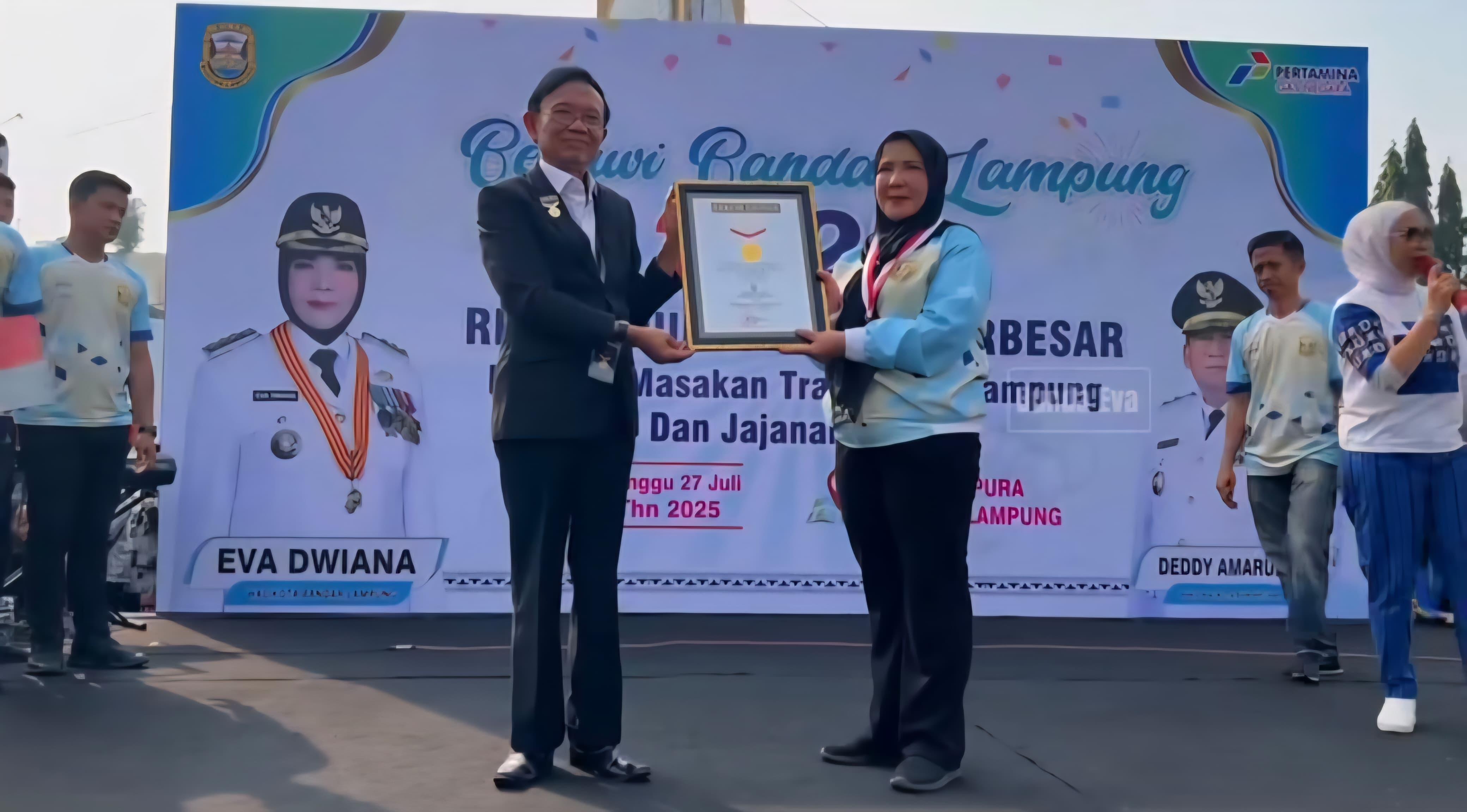 Berhasil Diselenggarakan! Sekubal dengan Rekor MURI Terbesar di Dunia Ada di Bandar Lampung