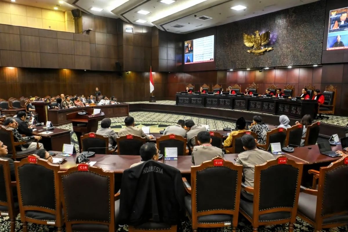 MK Diminta Hapus Aturan yang Dinilai Buka Peluang Polisi Aktif Isi Jabatan Sipil