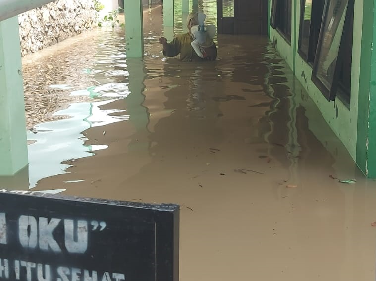 Baturaja OKU Dikepung Banjir, Ini Dampak yang Dialami Warga Akibat Luapan Sungai Ogan