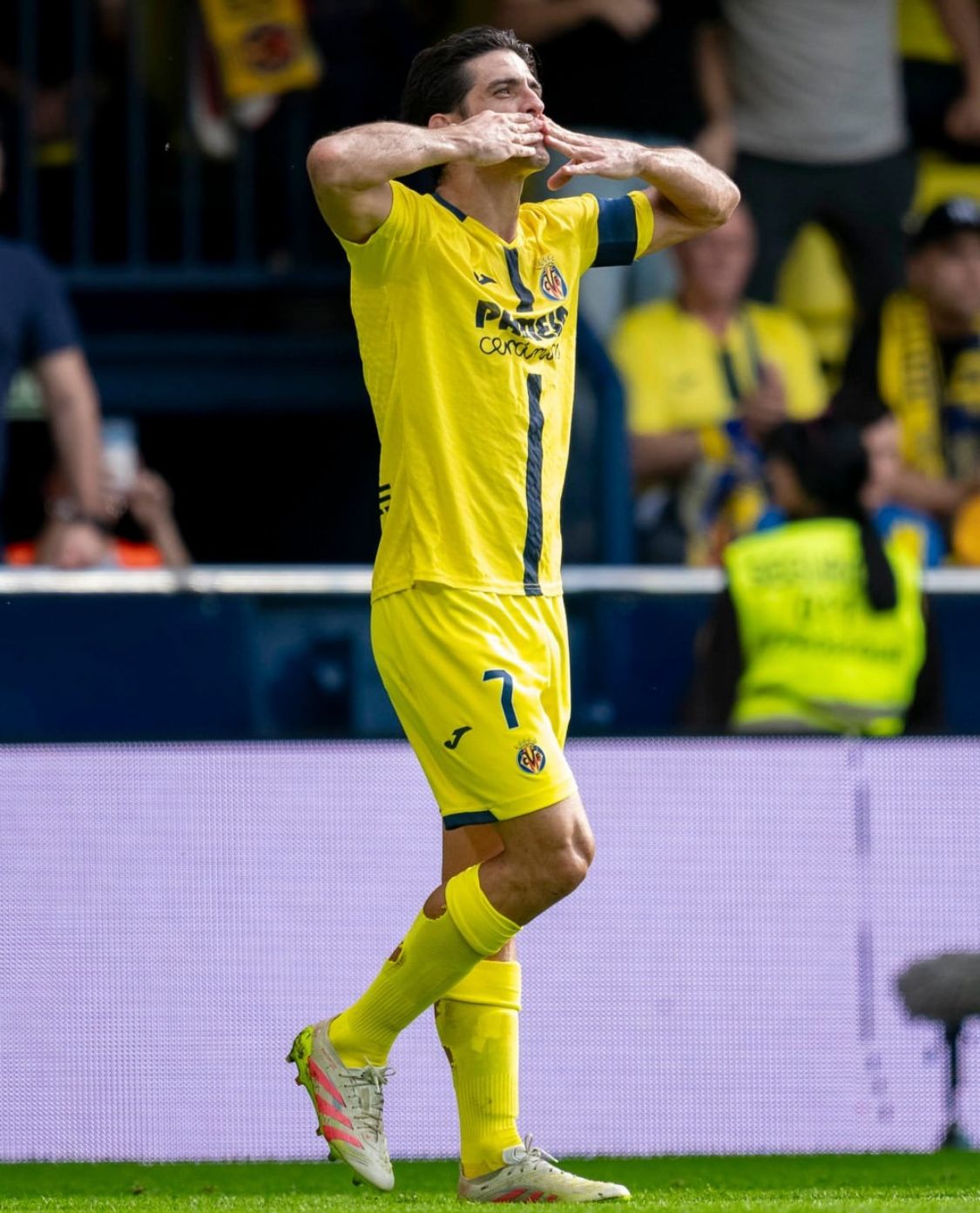 Villarreal Gilas Rayo Vallecano 4–0, Gerard Moreno Jadi Bintang Lapangan